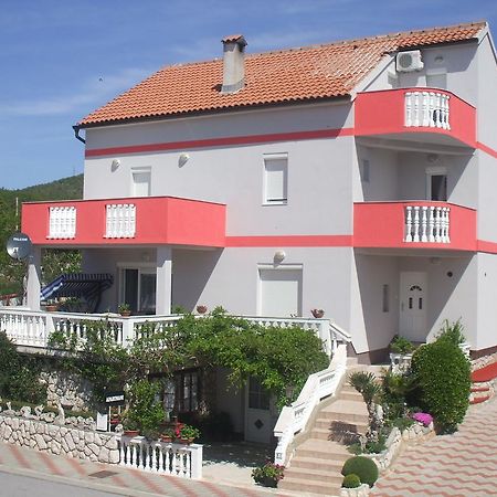 Apartments Malnar Novi Vinodolski Exterior foto