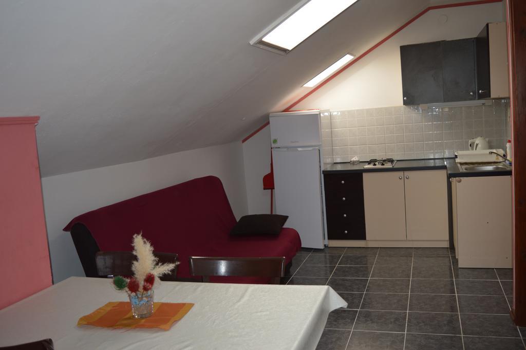 Apartments Malnar Novi Vinodolski Habitación foto