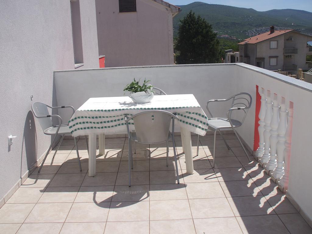 Apartments Malnar Novi Vinodolski Exterior foto